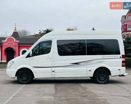 Білий Мерседес Sprinter, об'ємом двигуна 2.2 л та пробігом 300 тис. км за 9950 $, фото 2 на Automoto.ua