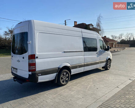 Белый Мерседес Sprinter, объемом двигателя 2.99 л и пробегом 200 тыс. км за 15000 $, фото 2 на Automoto.ua