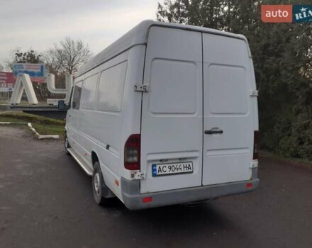 Белый Мерседес Sprinter, объемом двигателя 2.2 л и пробегом 750 тыс. км за 9700 $, фото 8 на Automoto.ua