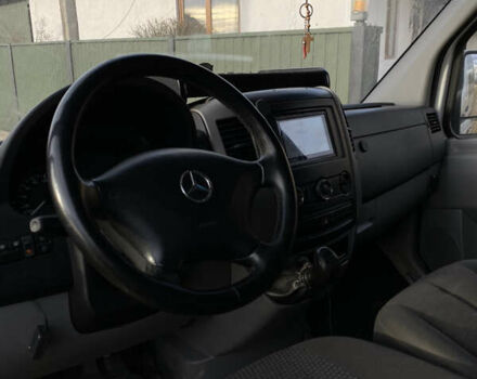 Белый Мерседес Sprinter, объемом двигателя 0 л и пробегом 666 тыс. км за 10100 $, фото 7 на Automoto.ua