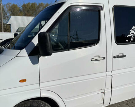 Білий Мерседес Sprinter, об'ємом двигуна 2.15 л та пробігом 41 тис. км за 6500 $, фото 10 на Automoto.ua