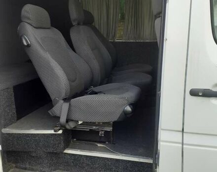 Белый Мерседес Sprinter, объемом двигателя 2.2 л и пробегом 750 тыс. км за 9700 $, фото 13 на Automoto.ua