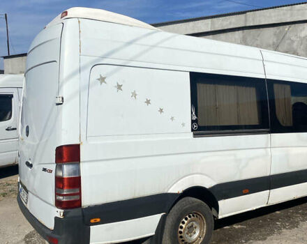 Белый Мерседес Sprinter, объемом двигателя 2.2 л и пробегом 200 тыс. км за 9700 $, фото 1 на Automoto.ua