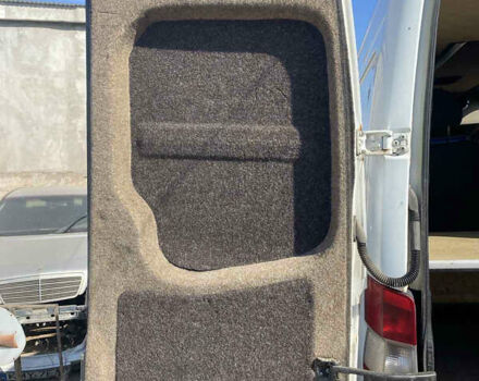 Белый Мерседес Sprinter, объемом двигателя 2.2 л и пробегом 200 тыс. км за 9700 $, фото 3 на Automoto.ua