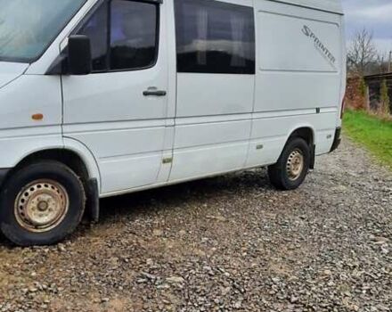 Белый Мерседес Sprinter, объемом двигателя 2.15 л и пробегом 500 тыс. км за 7600 $, фото 1 на Automoto.ua