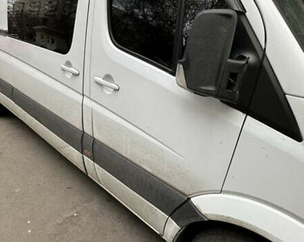 Белый Мерседес Sprinter, объемом двигателя 2.2 л и пробегом 335 тыс. км за 10500 $, фото 14 на Automoto.ua