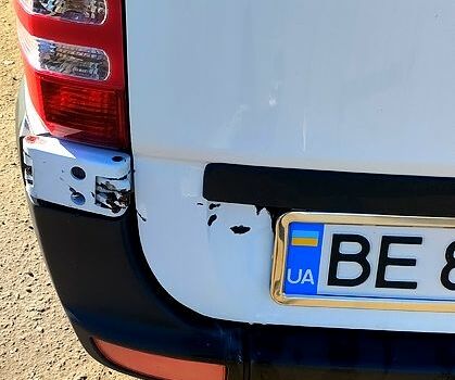 Білий Мерседес Sprinter, об'ємом двигуна 2.1 л та пробігом 641 тис. км за 10000 $, фото 6 на Automoto.ua
