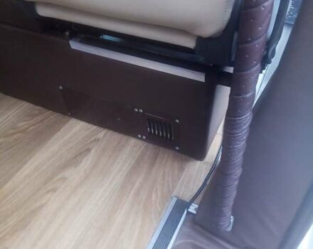 Белый Мерседес Sprinter, объемом двигателя 3 л и пробегом 200 тыс. км за 22500 $, фото 9 на Automoto.ua