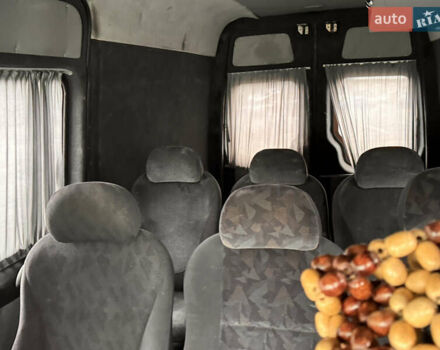 Белый Мерседес Sprinter, объемом двигателя 2.15 л и пробегом 384 тыс. км за 7800 $, фото 6 на Automoto.ua