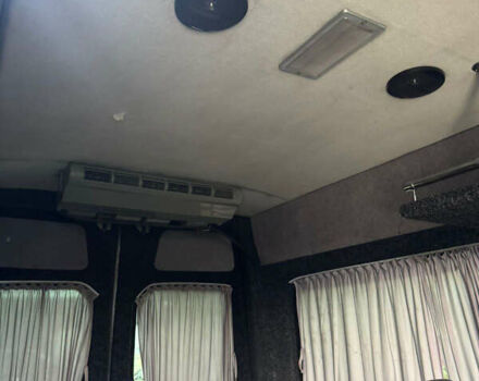 Белый Мерседес Sprinter, объемом двигателя 2.15 л и пробегом 315 тыс. км за 9000 $, фото 12 на Automoto.ua