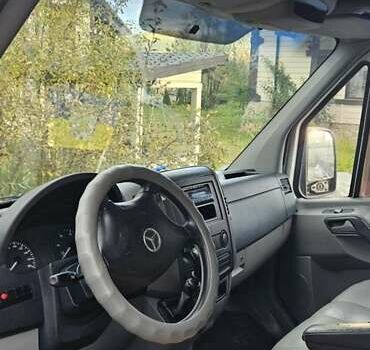 Белый Мерседес Sprinter, объемом двигателя 0 л и пробегом 373 тыс. км за 10500 $, фото 4 на Automoto.ua