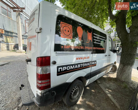 Белый Мерседес Sprinter, объемом двигателя 2.15 л и пробегом 555 тыс. км за 7800 $, фото 5 на Automoto.ua