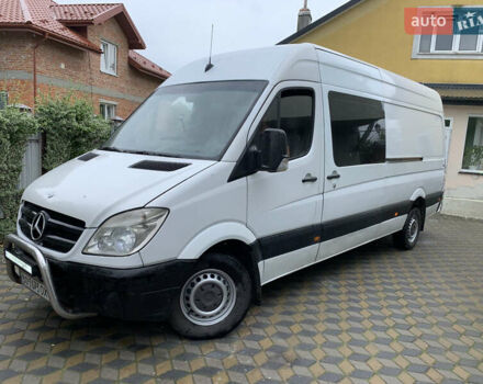 Белый Мерседес Sprinter, объемом двигателя 2.15 л и пробегом 357 тыс. км за 10999 $, фото 6 на Automoto.ua