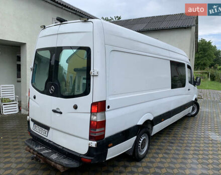 Белый Мерседес Sprinter, объемом двигателя 2.15 л и пробегом 357 тыс. км за 10999 $, фото 7 на Automoto.ua
