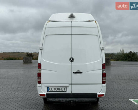 Белый Мерседес Sprinter, объемом двигателя 3 л и пробегом 700 тыс. км за 20488 $, фото 11 на Automoto.ua