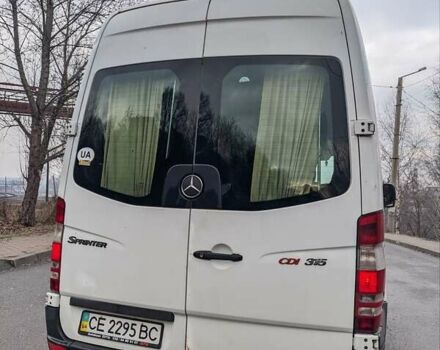 Белый Мерседес Sprinter, объемом двигателя 2.1 л и пробегом 570 тыс. км за 8500 $, фото 4 на Automoto.ua