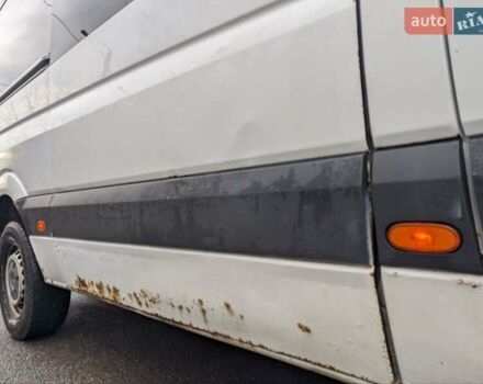 Белый Мерседес Sprinter, объемом двигателя 2.1 л и пробегом 570 тыс. км за 8500 $, фото 7 на Automoto.ua
