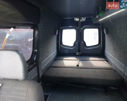 Белый Мерседес Sprinter, объемом двигателя 2.1 л и пробегом 356 тыс. км за 11500 $, фото 7 на Automoto.ua