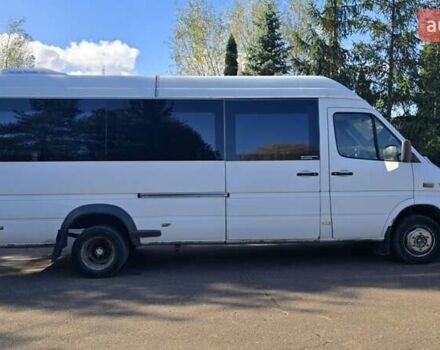 Белый Мерседес Sprinter, объемом двигателя 2.7 л и пробегом 500 тыс. км за 10799 $, фото 5 на Automoto.ua
