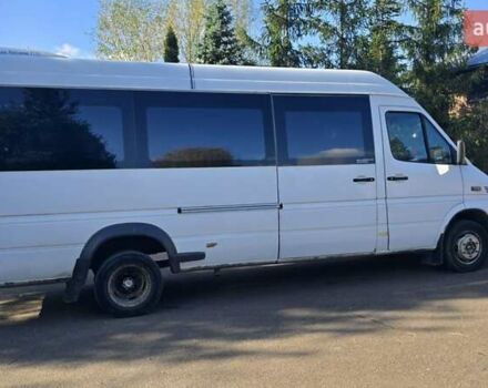 Белый Мерседес Sprinter, объемом двигателя 2.7 л и пробегом 500 тыс. км за 10799 $, фото 2 на Automoto.ua