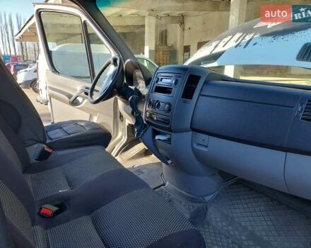 Білий Мерседес Sprinter, об'ємом двигуна 0 л та пробігом 550 тис. км за 10000 $, фото 4 на Automoto.ua