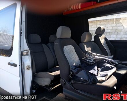 Белый Мерседес Sprinter, объемом двигателя 2.1 л и пробегом 270 тыс. км за 10500 $, фото 1 на Automoto.ua