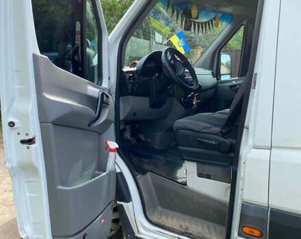 Белый Мерседес Sprinter, объемом двигателя 2.1 л и пробегом 500 тыс. км за 11800 $, фото 25 на Automoto.ua
