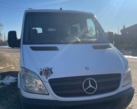 Белый Мерседес Sprinter, объемом двигателя 2.15 л и пробегом 771 тыс. км за 11600 $, фото 1 на Automoto.ua