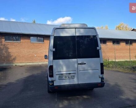 Белый Мерседес Sprinter, объемом двигателя 2.7 л и пробегом 500 тыс. км за 10799 $, фото 11 на Automoto.ua