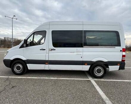 Белый Мерседес Sprinter, объемом двигателя 2.15 л и пробегом 500 тыс. км за 10500 $, фото 8 на Automoto.ua