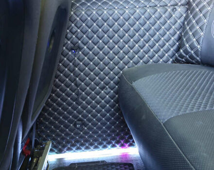 Белый Мерседес Sprinter, объемом двигателя 2.15 л и пробегом 357 тыс. км за 10999 $, фото 17 на Automoto.ua