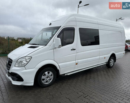 Белый Мерседес Sprinter, объемом двигателя 3 л и пробегом 700 тыс. км за 20488 $, фото 5 на Automoto.ua