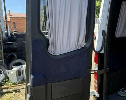 Белый Мерседес Sprinter, объемом двигателя 2.2 л и пробегом 240 тыс. км за 15000 $, фото 7 на Automoto.ua