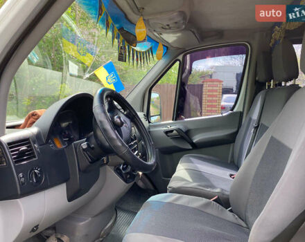 Белый Мерседес Sprinter, объемом двигателя 2.1 л и пробегом 500 тыс. км за 11800 $, фото 22 на Automoto.ua
