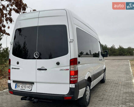 Білий Мерседес Sprinter, об'ємом двигуна 2.15 л та пробігом 700 тис. км за 13000 $, фото 5 на Automoto.ua