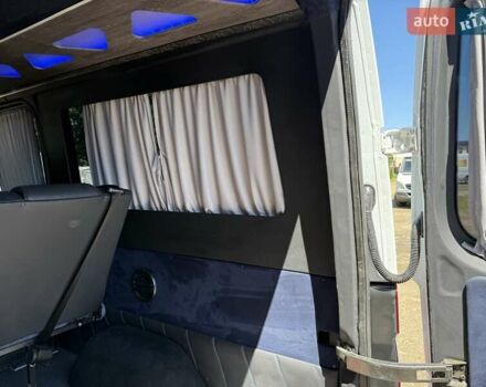 Белый Мерседес Sprinter, объемом двигателя 2.2 л и пробегом 240 тыс. км за 15000 $, фото 9 на Automoto.ua