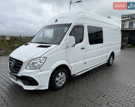 Белый Мерседес Sprinter, объемом двигателя 3 л и пробегом 700 тыс. км за 20488 $, фото 6 на Automoto.ua