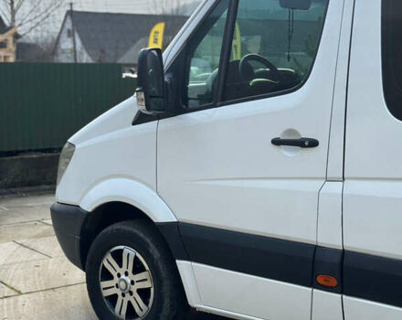 Белый Мерседес Sprinter, объемом двигателя 2.15 л и пробегом 315 тыс. км за 9000 $, фото 4 на Automoto.ua