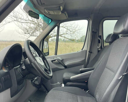 Белый Мерседес Sprinter, объемом двигателя 2.15 л и пробегом 380 тыс. км за 5699 $, фото 12 на Automoto.ua