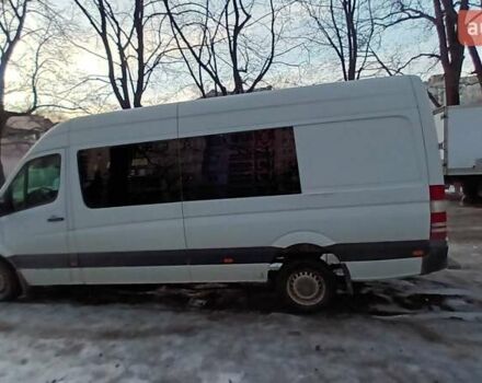 Белый Мерседес Sprinter, объемом двигателя 2.2 л и пробегом 300 тыс. км за 9000 $, фото 36 на Automoto.ua