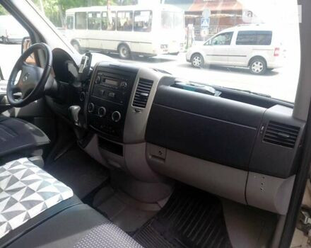 Белый Мерседес Sprinter, объемом двигателя 2.1 л и пробегом 350 тыс. км за 11700 $, фото 6 на Automoto.ua