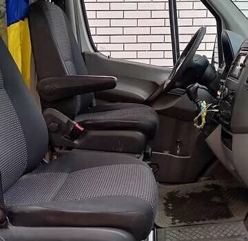 Белый Мерседес Sprinter, объемом двигателя 2.1 л и пробегом 417 тыс. км за 9300 $, фото 16 на Automoto.ua