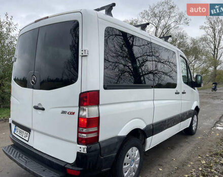 Белый Мерседес Sprinter, объемом двигателя 2.15 л и пробегом 380 тыс. км за 5699 $, фото 1 на Automoto.ua