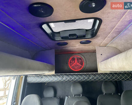 Белый Мерседес Sprinter, объемом двигателя 2.99 л и пробегом 389 тыс. км за 17999 $, фото 15 на Automoto.ua