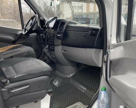 Белый Мерседес Sprinter, объемом двигателя 2.99 л и пробегом 389 тыс. км за 17999 $, фото 13 на Automoto.ua