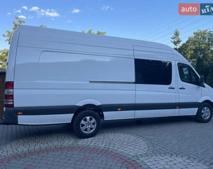 Білий Мерседес Sprinter, об'ємом двигуна 2.9 л та пробігом 722 тис. км за 29600 $, фото 5 на Automoto.ua