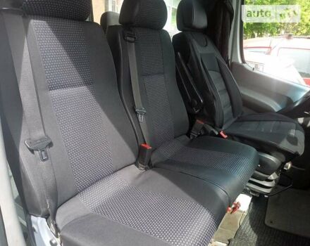 Белый Мерседес Sprinter, объемом двигателя 2.1 л и пробегом 350 тыс. км за 11700 $, фото 8 на Automoto.ua