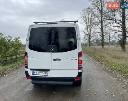 Белый Мерседес Sprinter, объемом двигателя 2.15 л и пробегом 380 тыс. км за 5699 $, фото 18 на Automoto.ua