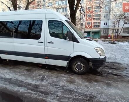 Белый Мерседес Sprinter, объемом двигателя 2.2 л и пробегом 300 тыс. км за 9000 $, фото 37 на Automoto.ua