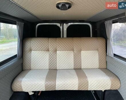 Белый Мерседес Sprinter, объемом двигателя 2.15 л и пробегом 700 тыс. км за 10300 $, фото 12 на Automoto.ua